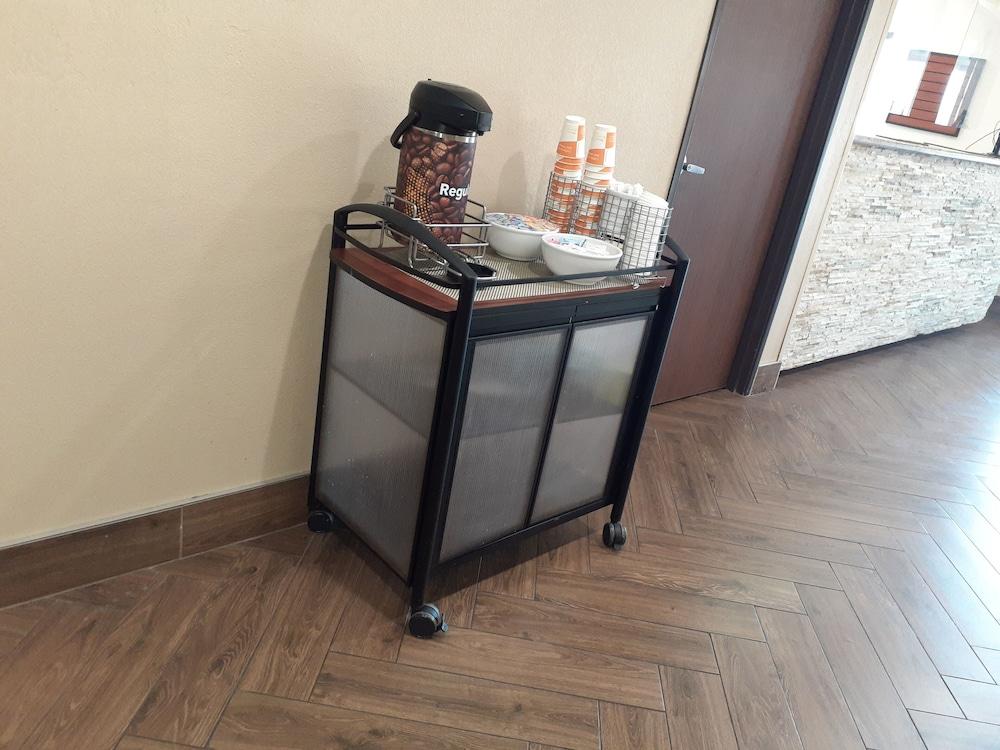Comfort Inn & Suites Phoenix North - Deer Valley Экстерьер фото