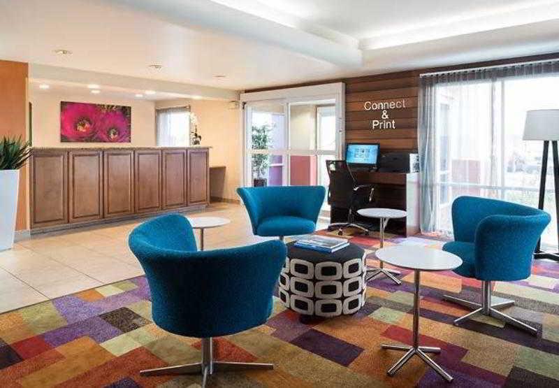 Comfort Inn & Suites Phoenix North - Deer Valley Экстерьер фото