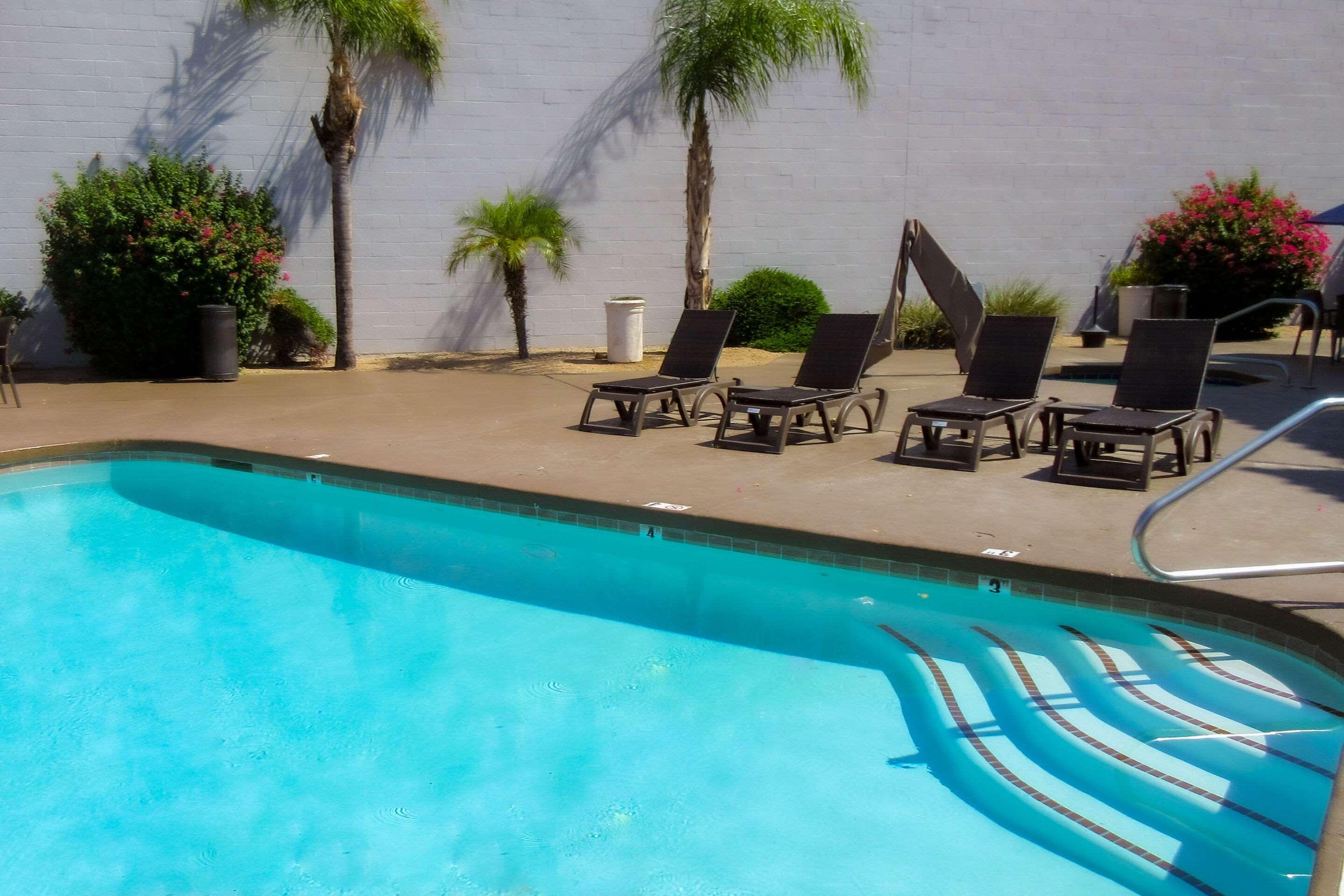 Comfort Inn & Suites Phoenix North - Deer Valley Экстерьер фото